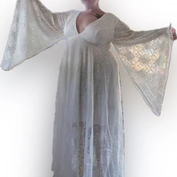 💟 PLUS Lace Dress 💟 - Picture 6 of 11